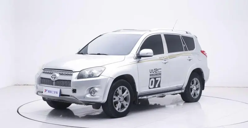 Toyota RAV4, 2012