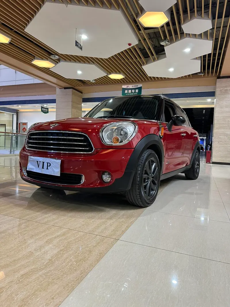 MINI COUNTRYMAN, 2013