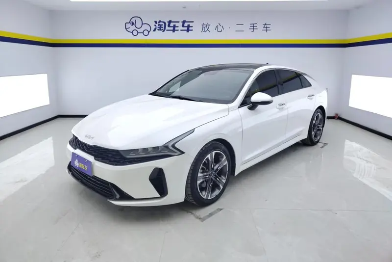 Kia K5, 2021