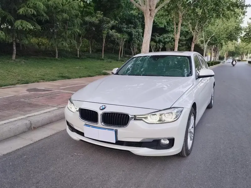 BMW 3-Series, 2016
