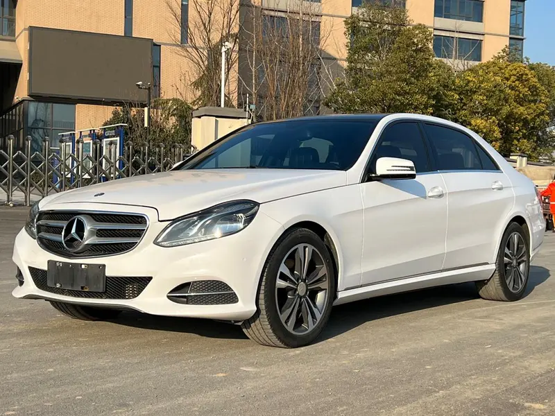 Mercedes-Benz E-Class, 2015