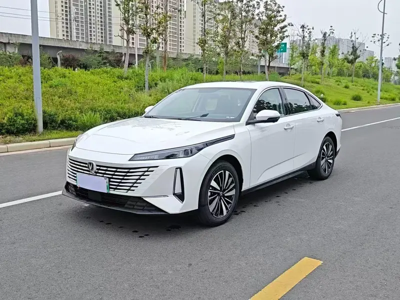Changan Eado PHEV, 2025