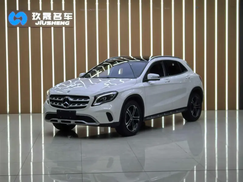 Mercedes-Benz GLA, 2018