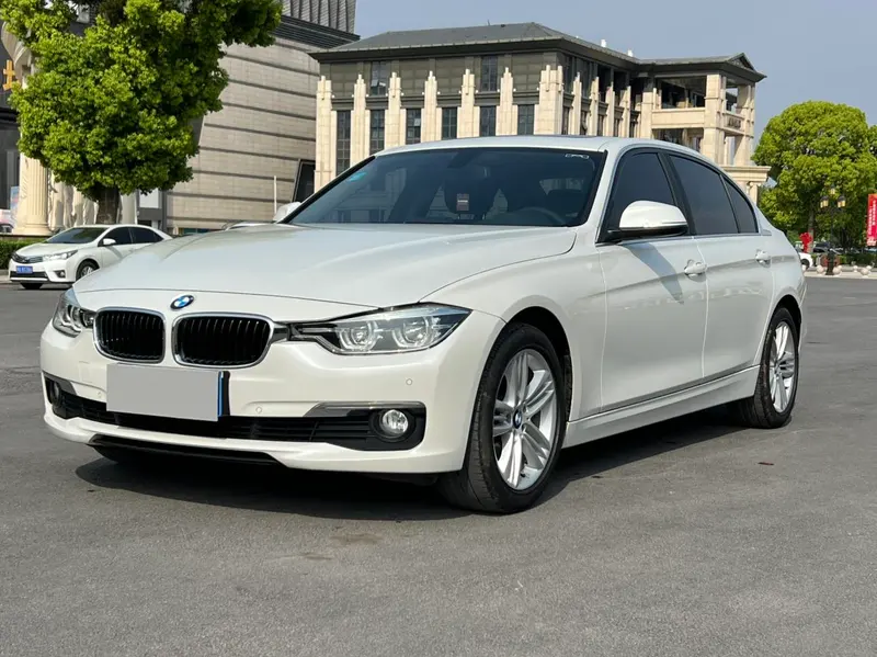 BMW 3-Series, 2017