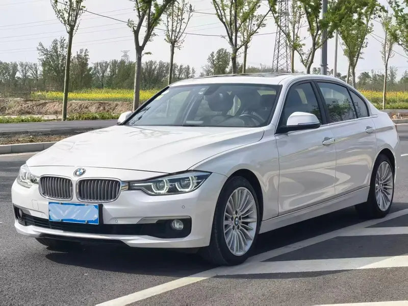 BMW 3-Series, 2018