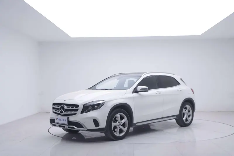 Mercedes-Benz GLA, 2018