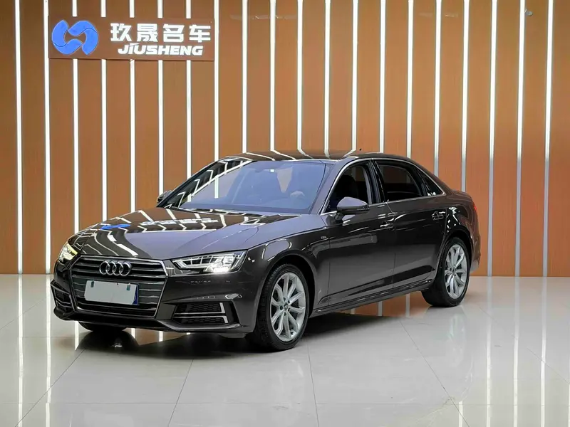Audi A4L, 2018