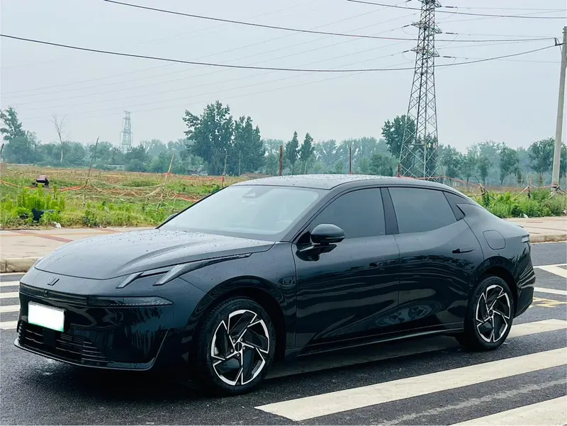 Lynk & Co 07 EM-P, 2024