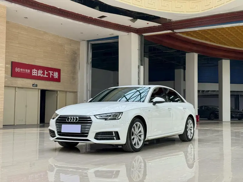 Audi A4L, 2018