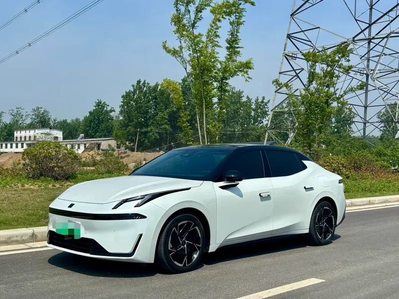 Lynk & Co 07 EM-P, 2024