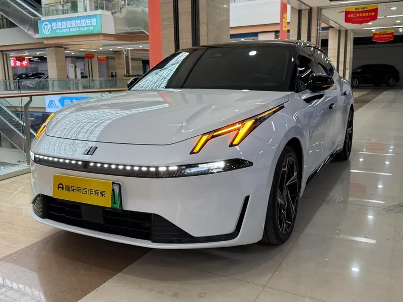 Lynk & Co 07 EM-P, 2024