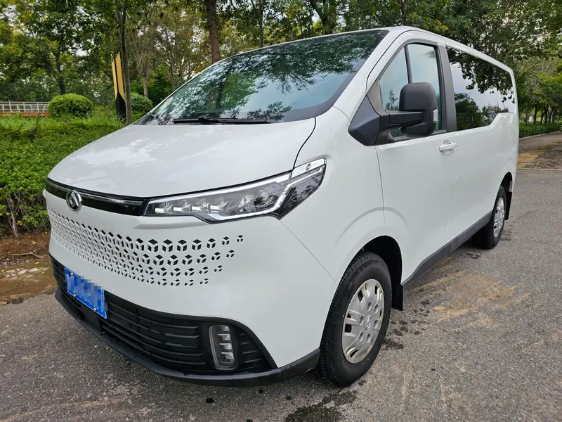 Maxus New V70, 2023
