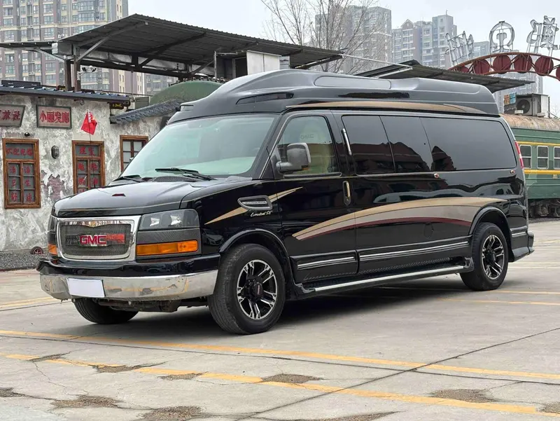 GMC Savana, 2011
