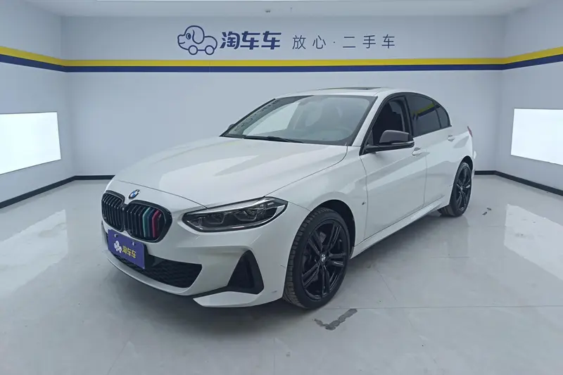 BMW 1-Series, 2021
