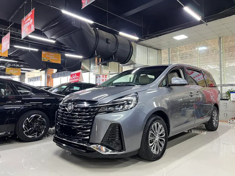 Buick GL8, 2023