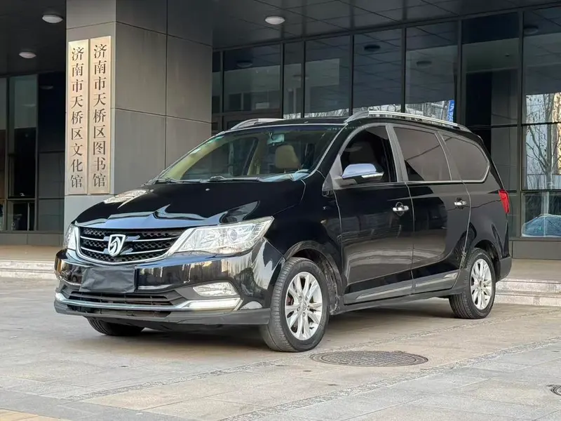 Baojun 730, 2016