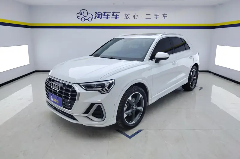 Audi Q3, 2021