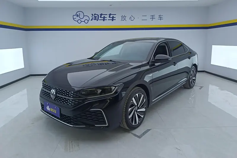 Volkswagen Passat, 2023