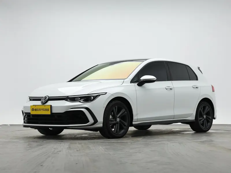 Volkswagen Golf, 2023