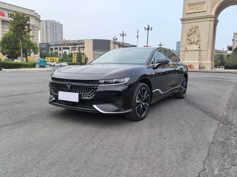 Voyah Zhuiguang PHEV, 2024