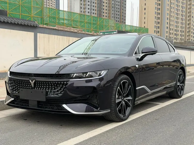 Voyah Zhuiguang PHEV, 2024