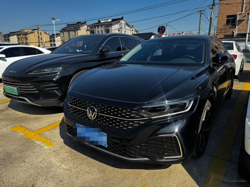 Volkswagen Passat, 2025