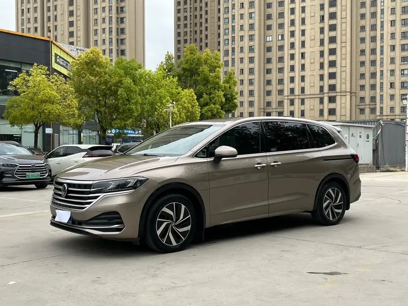 Volkswagen Viloran, 2020