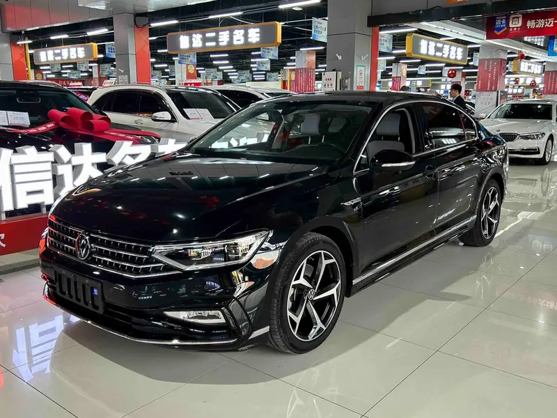 Volkswagen Magotan, 2023