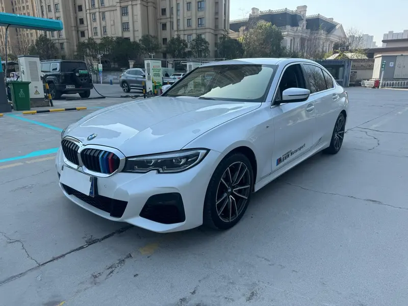 BMW 3-Series, 2021