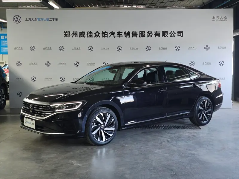Volkswagen Passat, 2025