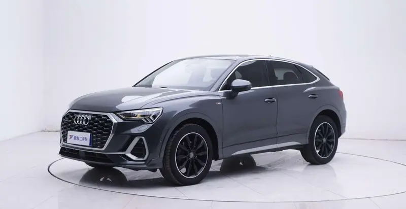 Audi Q3 Sportback, 2020