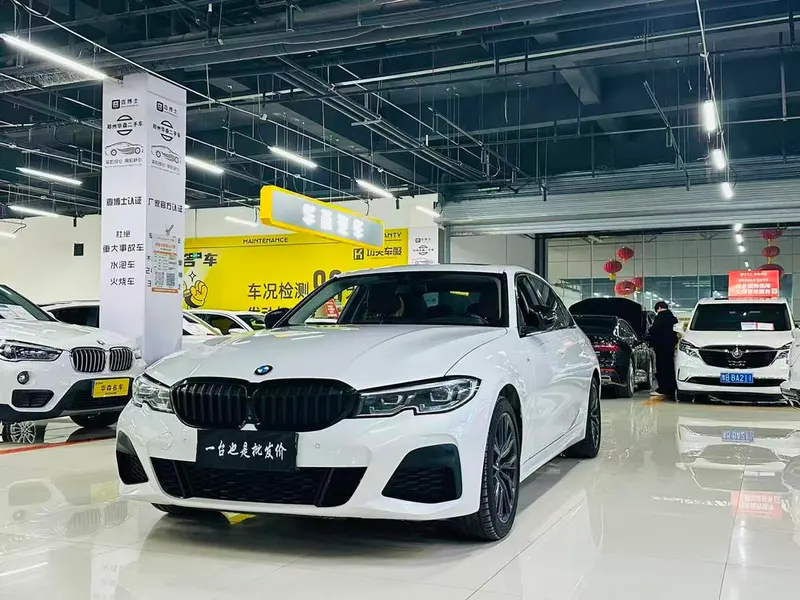 BMW 3-Series, 2021