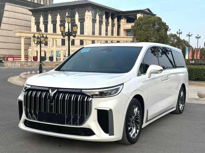 Voyah Dreamer PHEV, 2022