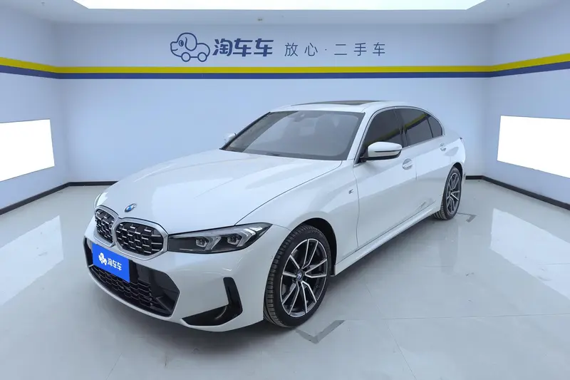 BMW 3-Series, 2023