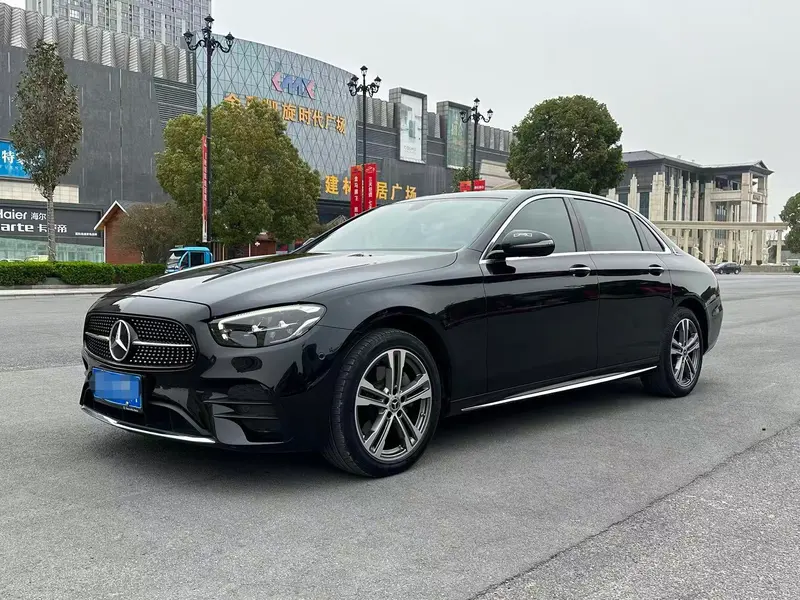 Mercedes-Benz E-Class, 2022