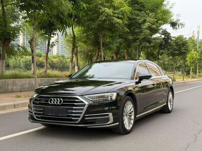 Audi A8, 2021