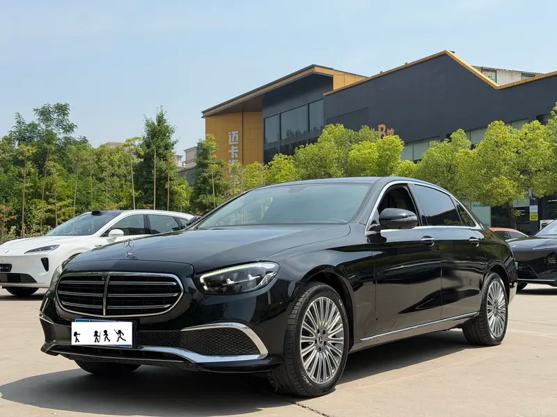 Mercedes-Benz E-Class, 2023