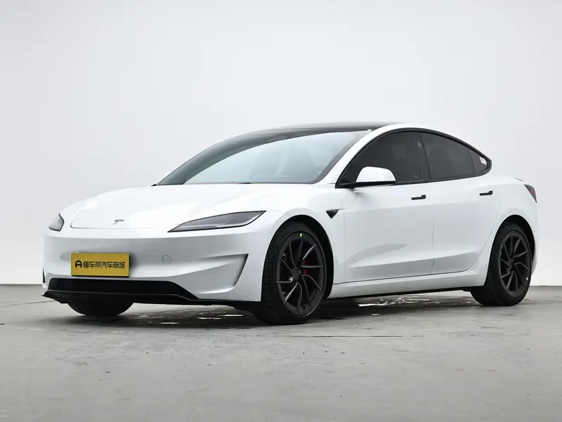 Tesla Model 3, 2024