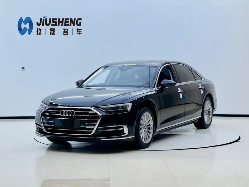 Audi A8, 2022