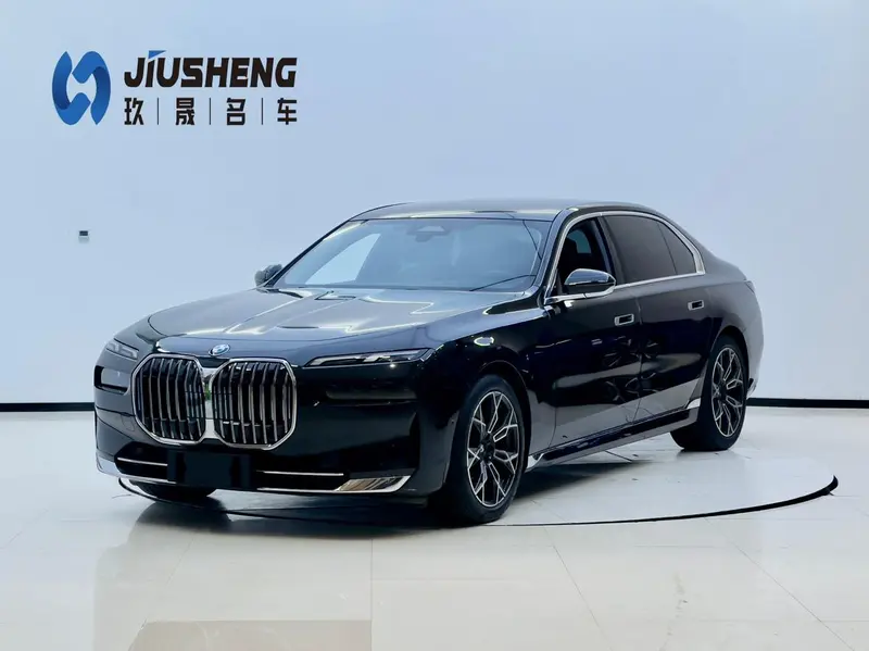 BMW 7-Series, 2023