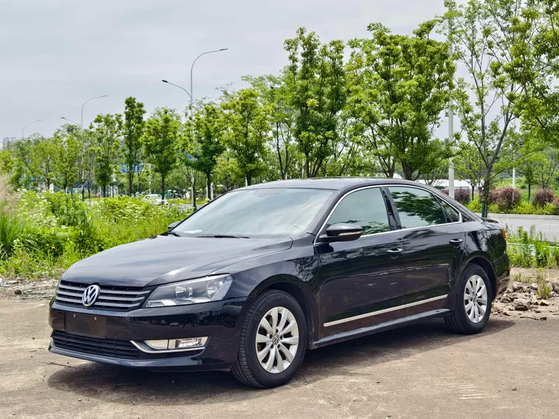 Volkswagen Passat, 2011