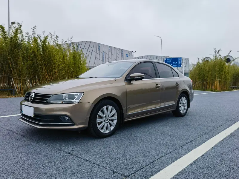 Volkswagen Sagitar, 2016