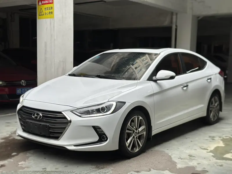 Hyundai Elantra Lingdong, 2016