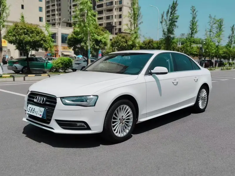 Audi A4L, 2015