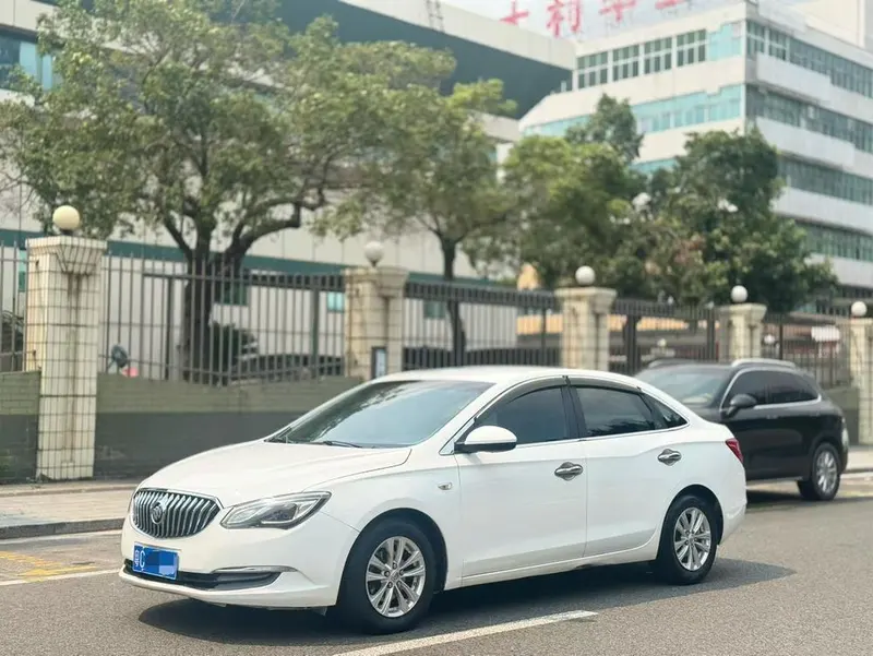 Buick Excelle, 2016
