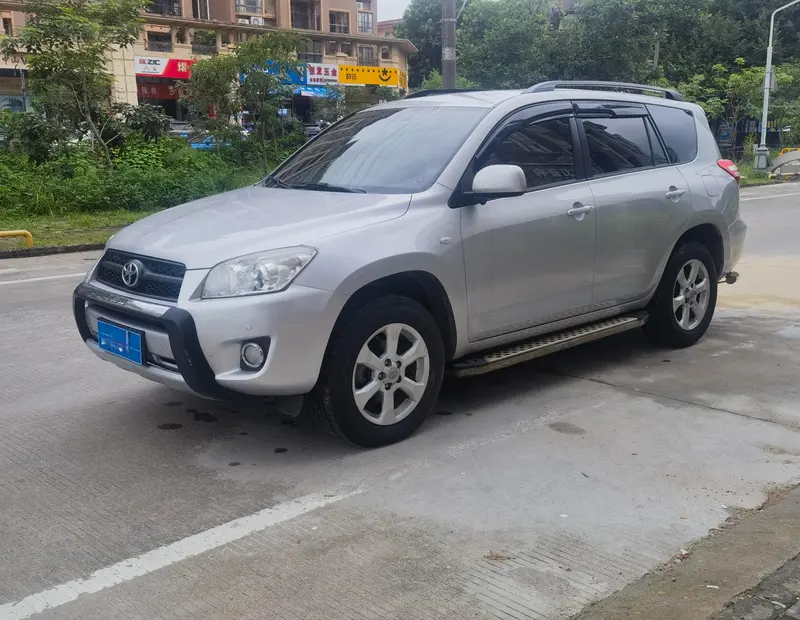 Toyota RAV4, 2013