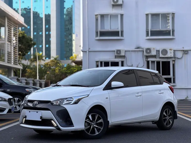 Toyota Yaris L, 2021