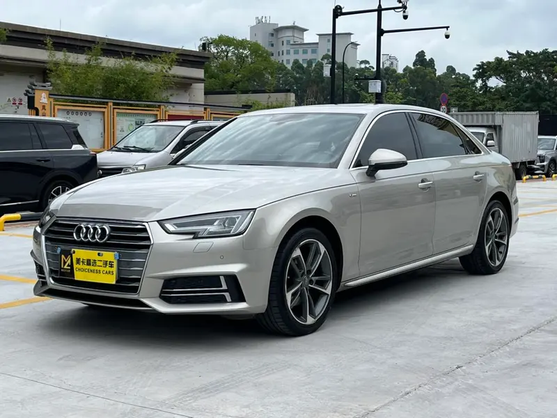 Audi A4L, 2018