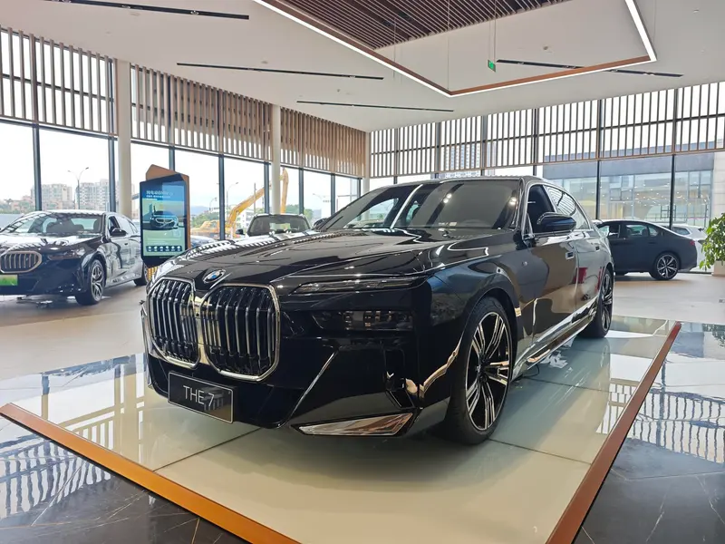 BMW 7-Series, 2023