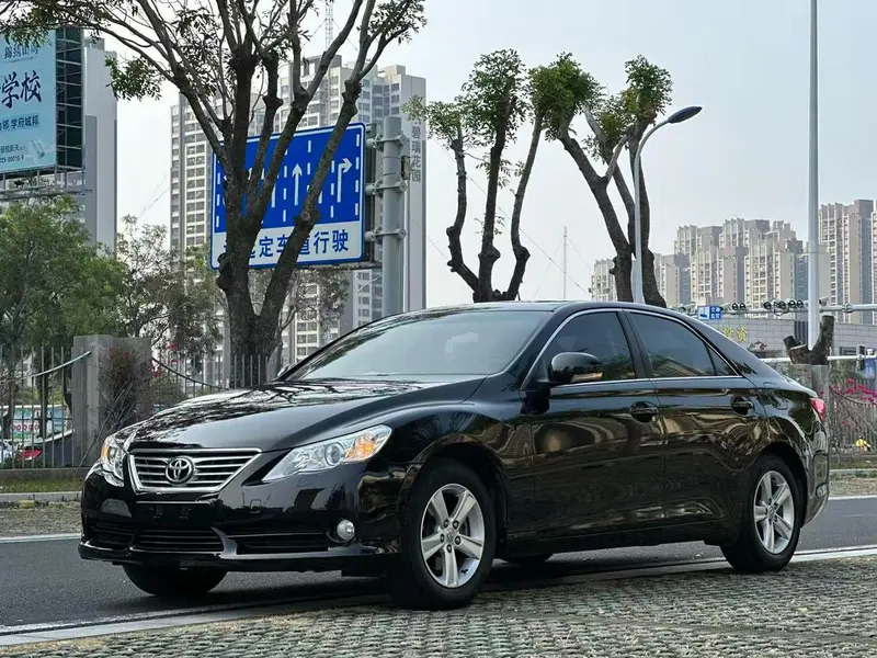 Toyota Reiz, 2010